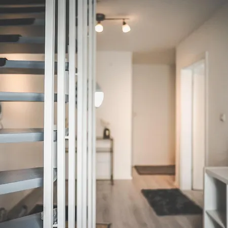 Maisonette Premium Mit Dachterrasse Fuer Business Und Familie Lägenhet *