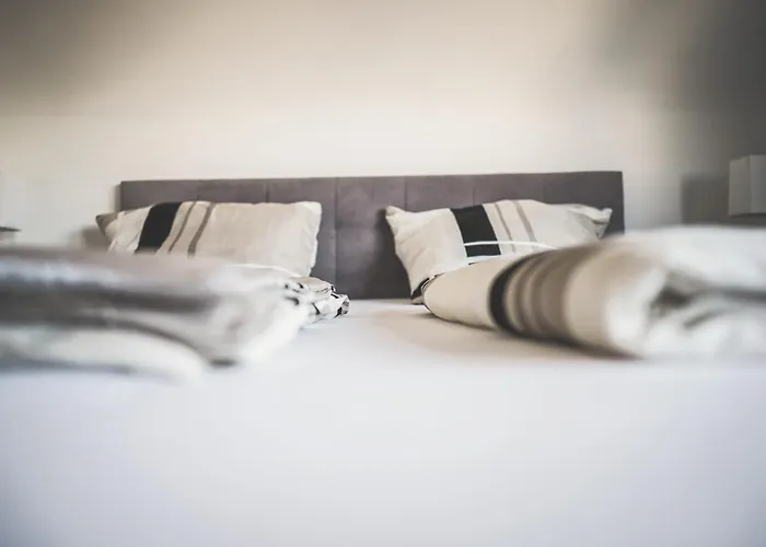 Maisonette Premium Mit Dachterrasse Fuer Business Und Familie Apartamento Kaiserslautern