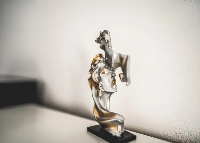 Maisonette Premium Mit Dachterrasse Fuer Business Und Familie Kaiserslautern